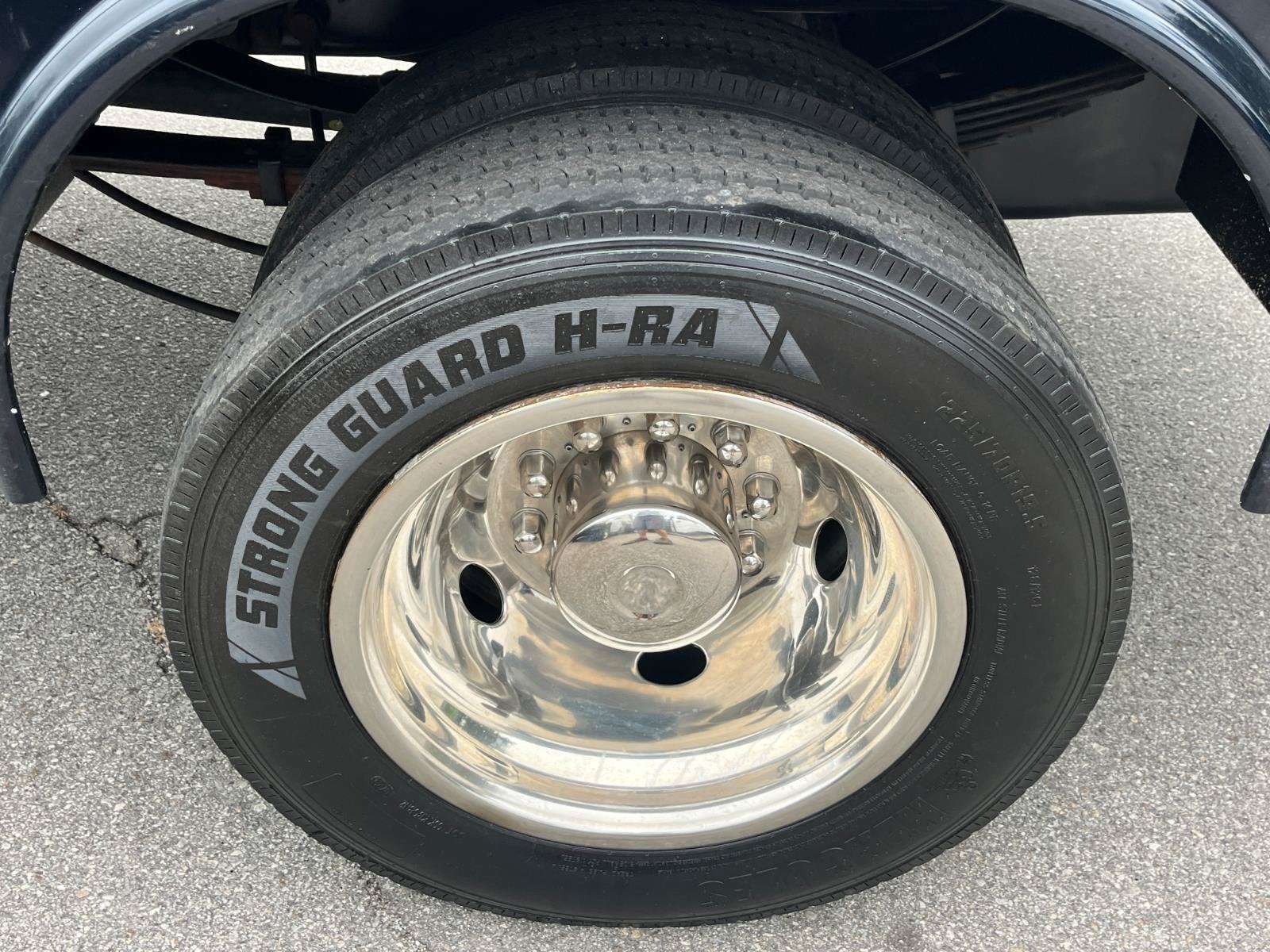 2022 Ford Super Duty F-550 DRW XLT
