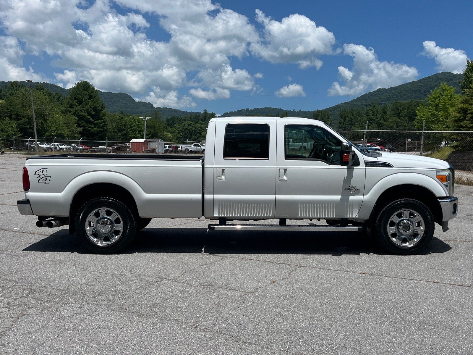 2015 Ford Super Duty F-250 SRW Lariat
