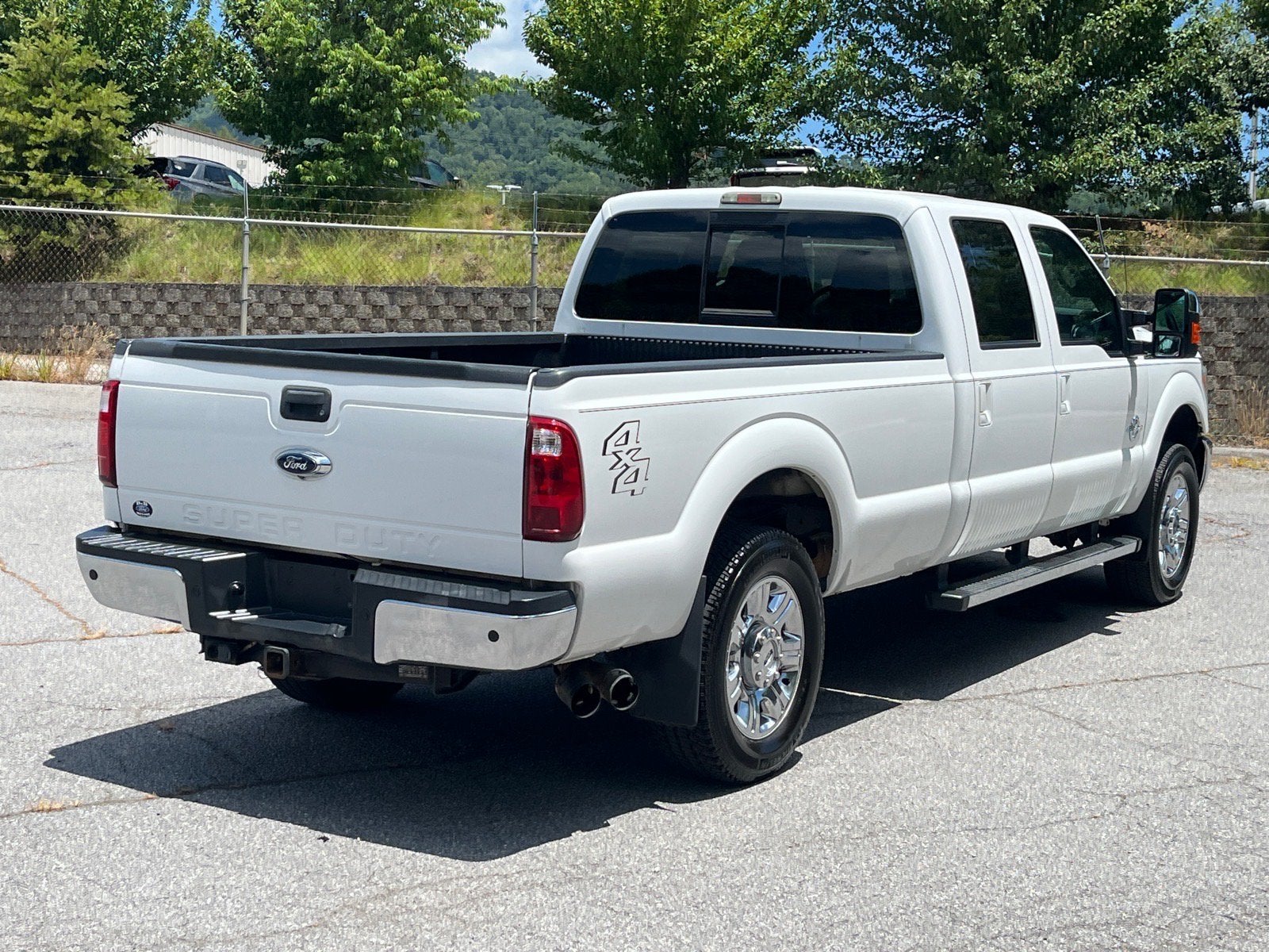 2015 Ford Super Duty F-250 SRW Lariat