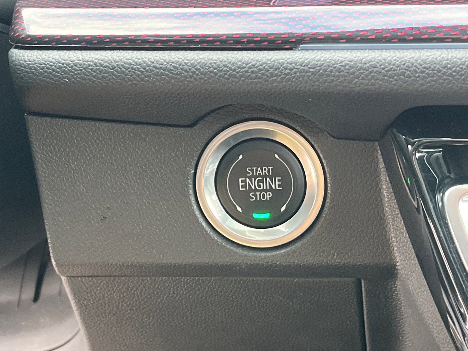 2024 Chevrolet Traverse AWD RS