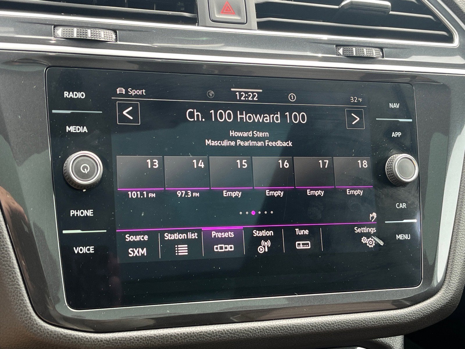 2024 Volkswagen Tiguan SEL R-Line